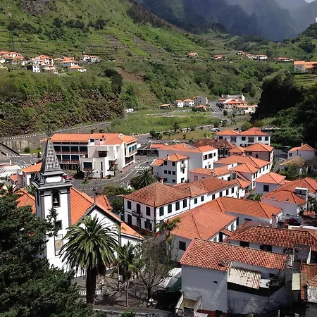 Penzion Holidays Madeira *